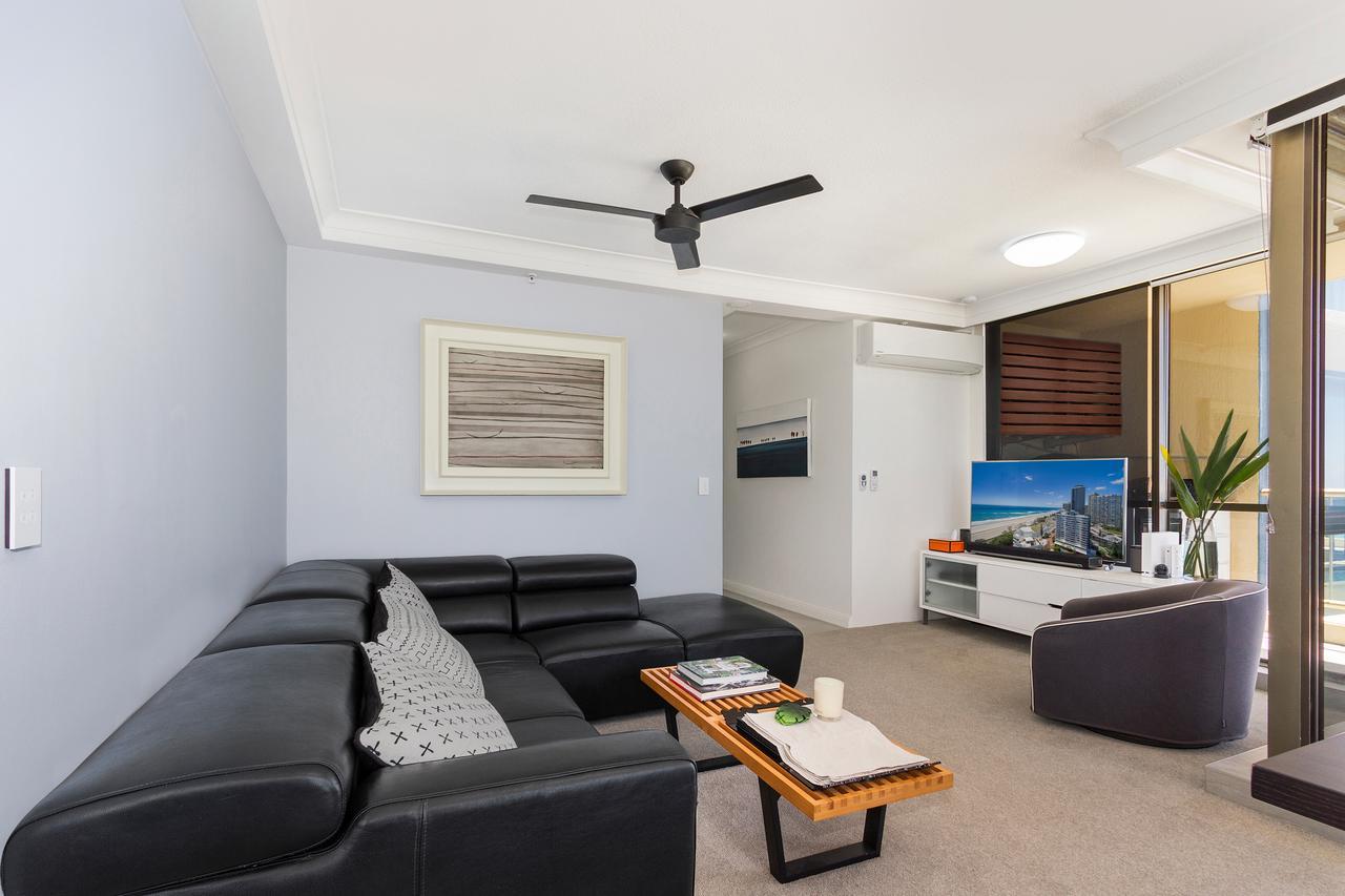 Capricorn One Beachside Holiday Apartments - Official Гоулд Коуст Екстериор снимка