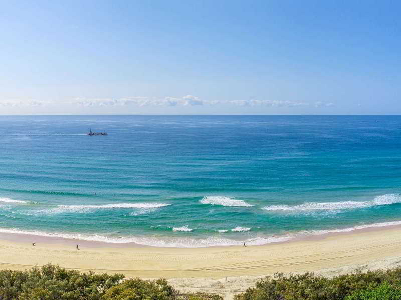 Capricorn One Beachside Holiday Apartments - Official Гоулд Коуст Екстериор снимка